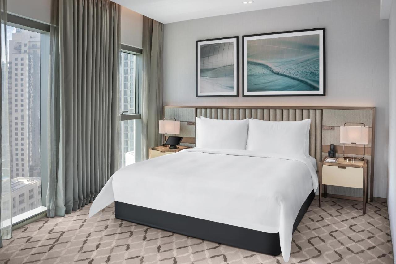 Hotel Address Creek Harbour Dubaj Exteriér fotografie A bedroom at the hotel