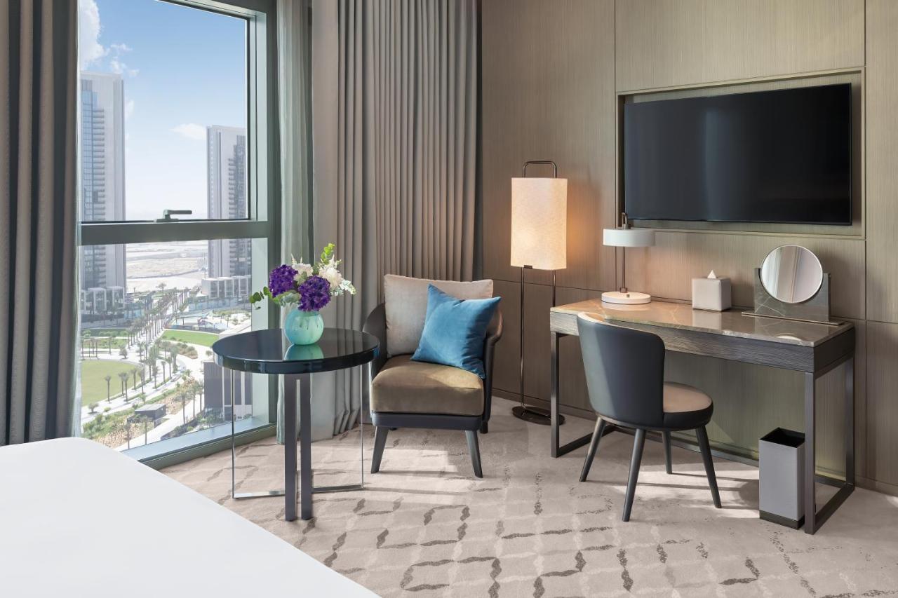 Hotel Address Creek Harbour Dubaj Exteriér fotografie A guest room at the Westin Dubai
